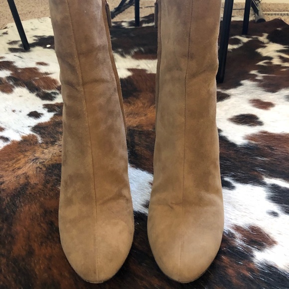 Gucci Jacqulyn Boot in Tan - Picture 2 of 8